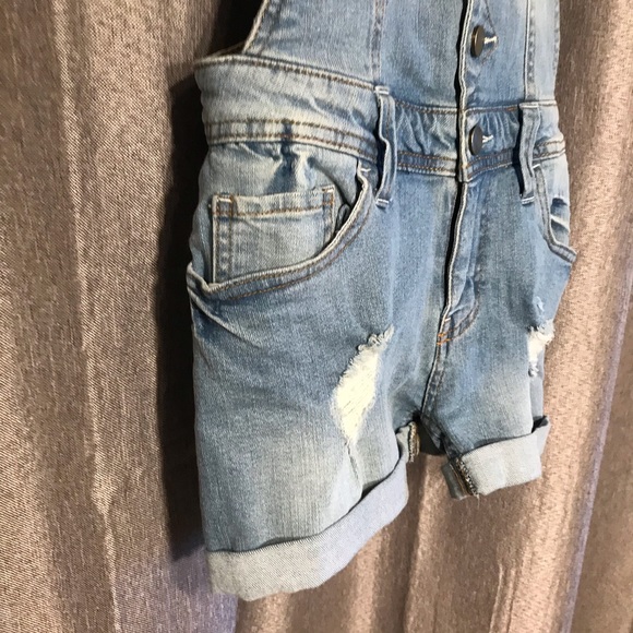 Tinseltown Women’s Overalls Jeans Distressed Jeans - Picture 3 of 5